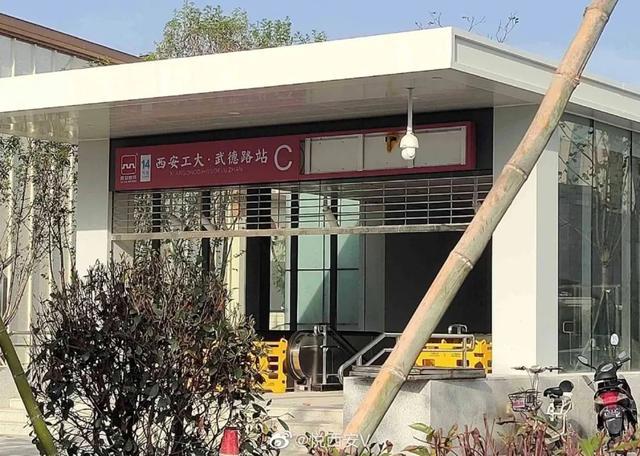 科隆队长红牌引发争议判罚  
